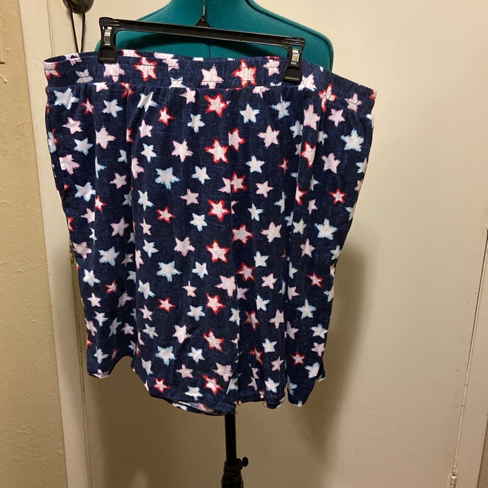 Patriotic 3X shorts soft material elastic waistband